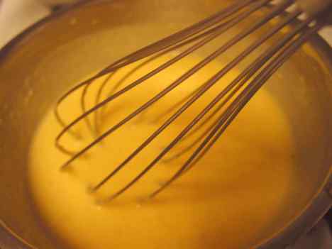 cheese sauce Cheddar cheese sauce, easier than instant