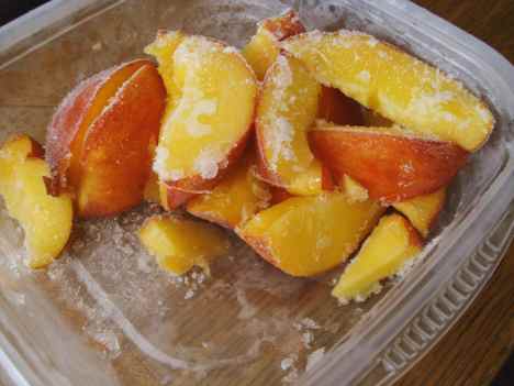 frozen nectarine slices
