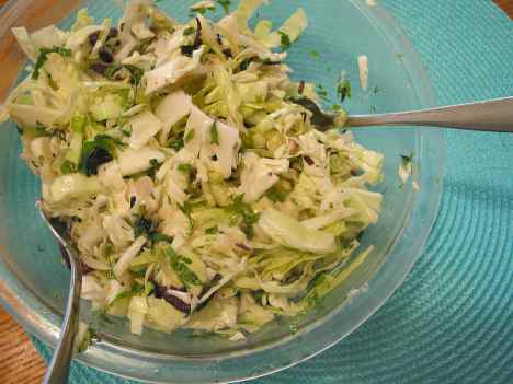 Greek cabbage salad