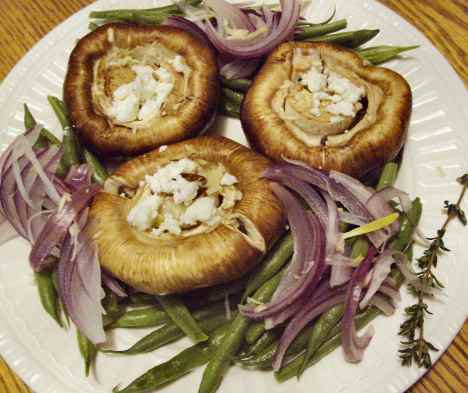 greenbeanswithstuffedcriminimushrooms